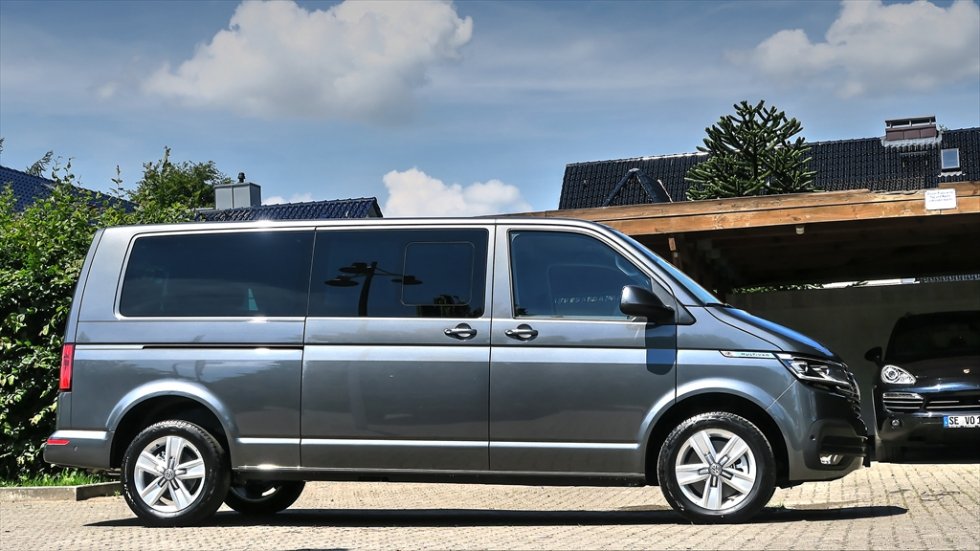 VW T6.1 Multivan Langer Radstand BUSINESS Archive • Vomberg GmbH VW T6.1 Multivan Langer Radstand BUSINESS Archive • Vomberg GmbH
